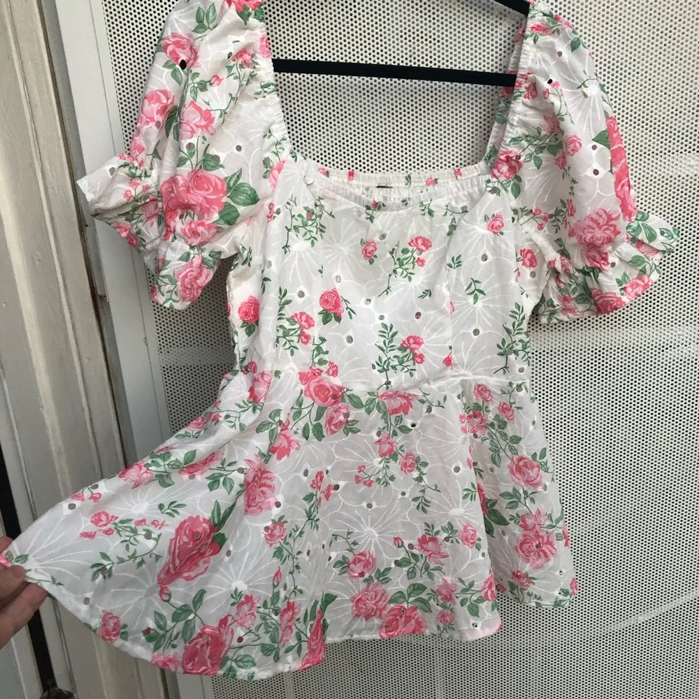 Source Unknown square neckline